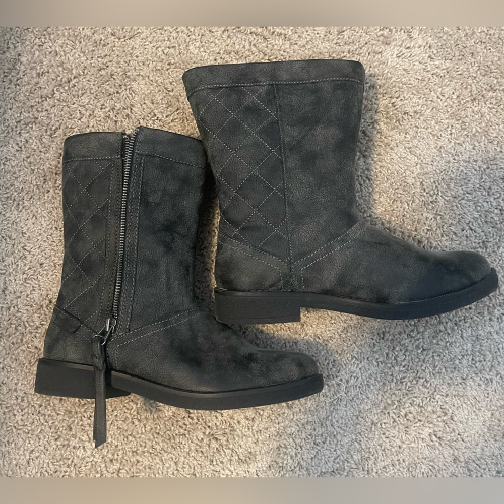 Rocketdog Boots. Size 7.5. Like new.